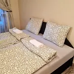 Center House Full With Garden Апартаменты *