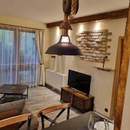 Apartman Center House Full With Garden