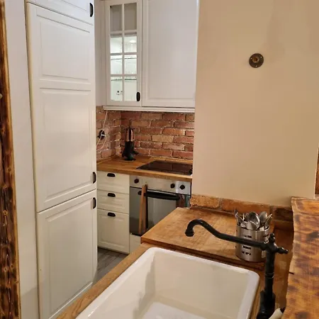 Center House Full With Garden